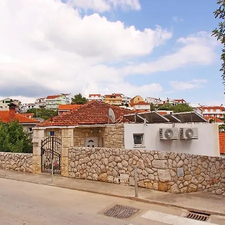 Double Hvar 15706c